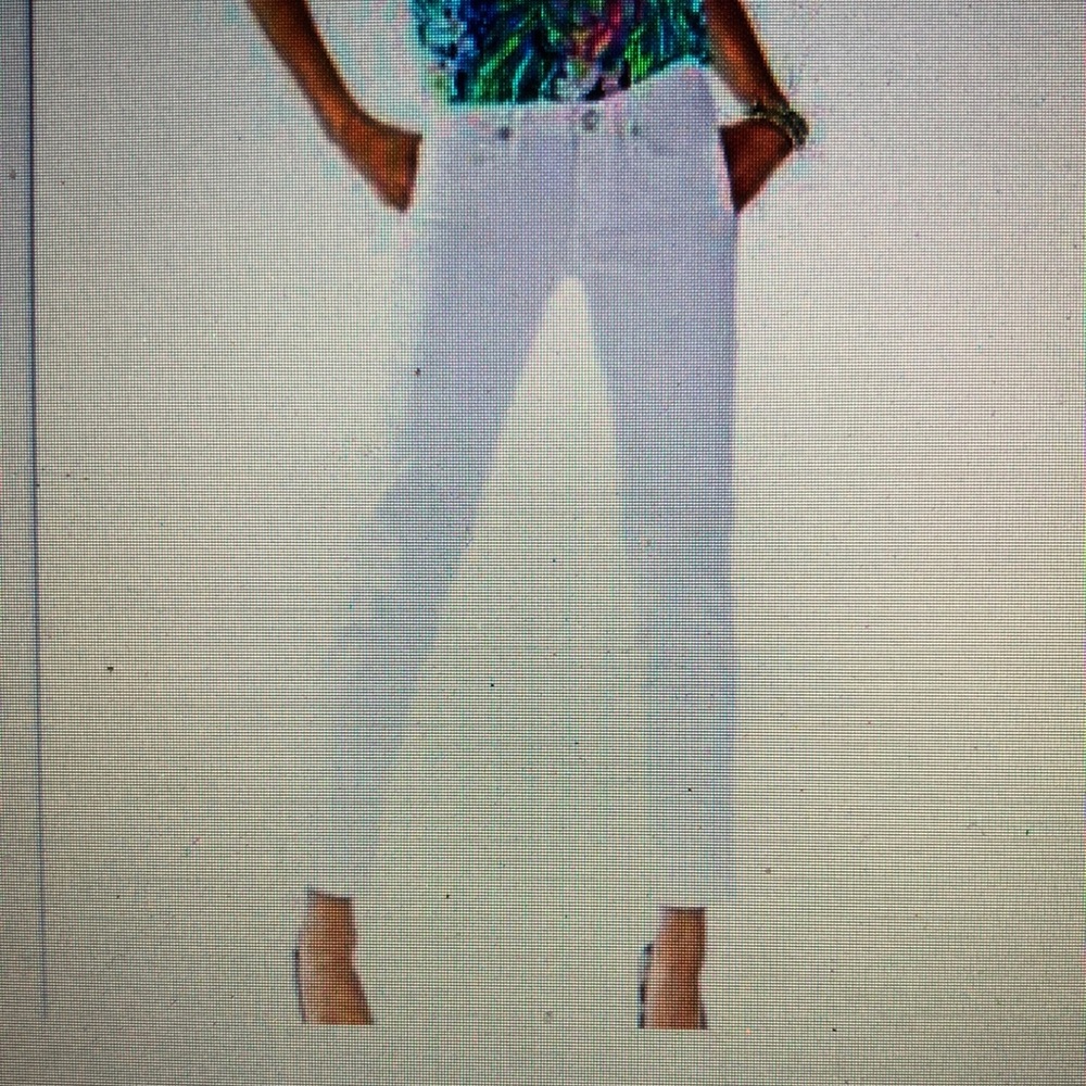 🌸Lilly Pulitzer south ocean crop white jeans